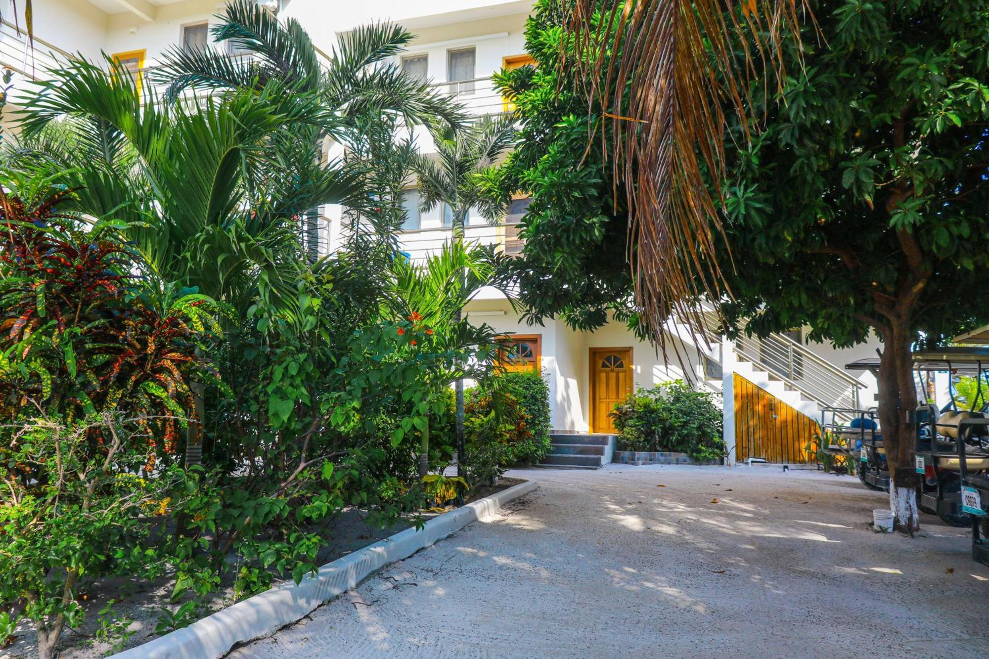 Blue Water Beach Villas San Pedro  Oda fotoğraf