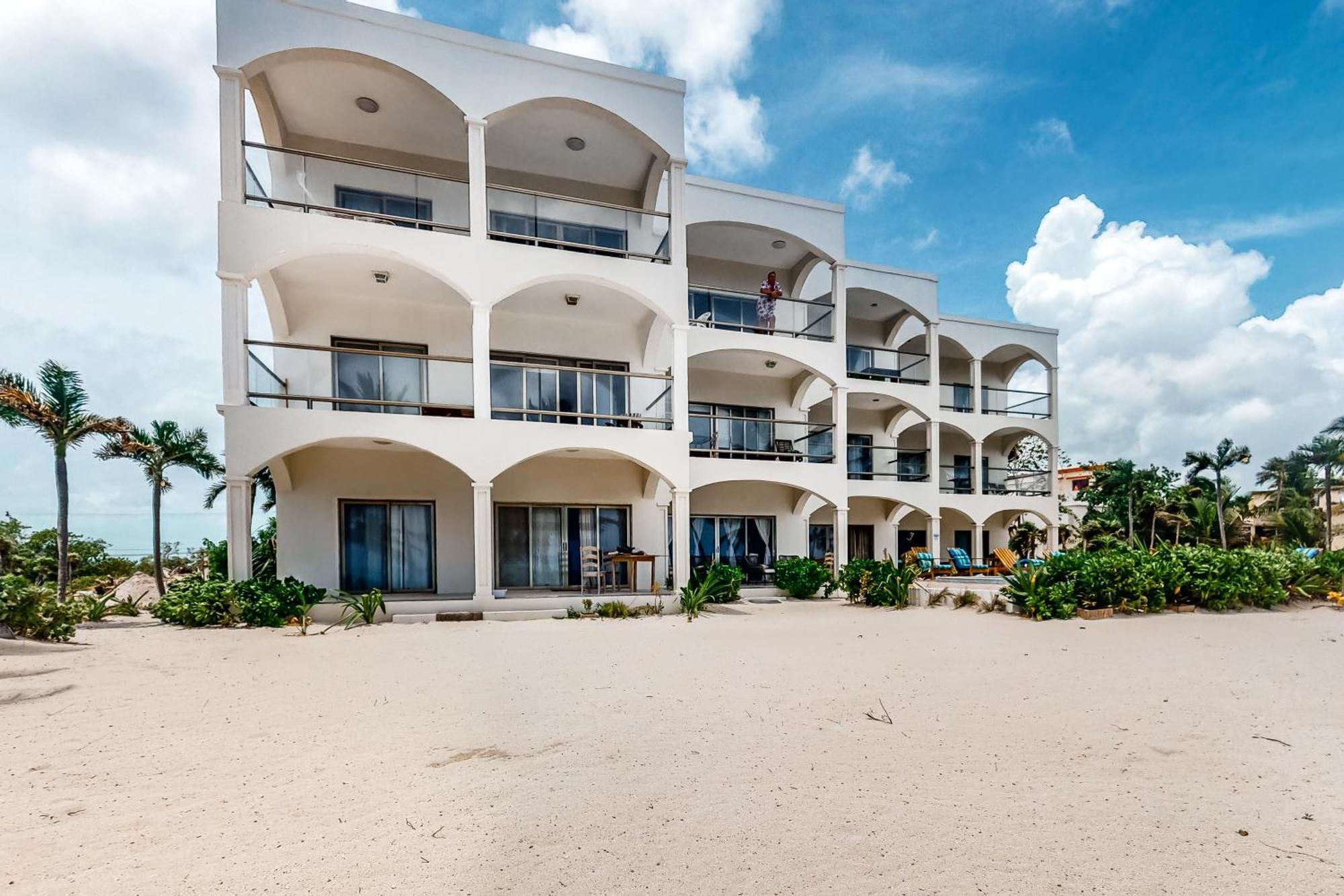 Blue Water Beach Villas San Pedro  Oda fotoğraf