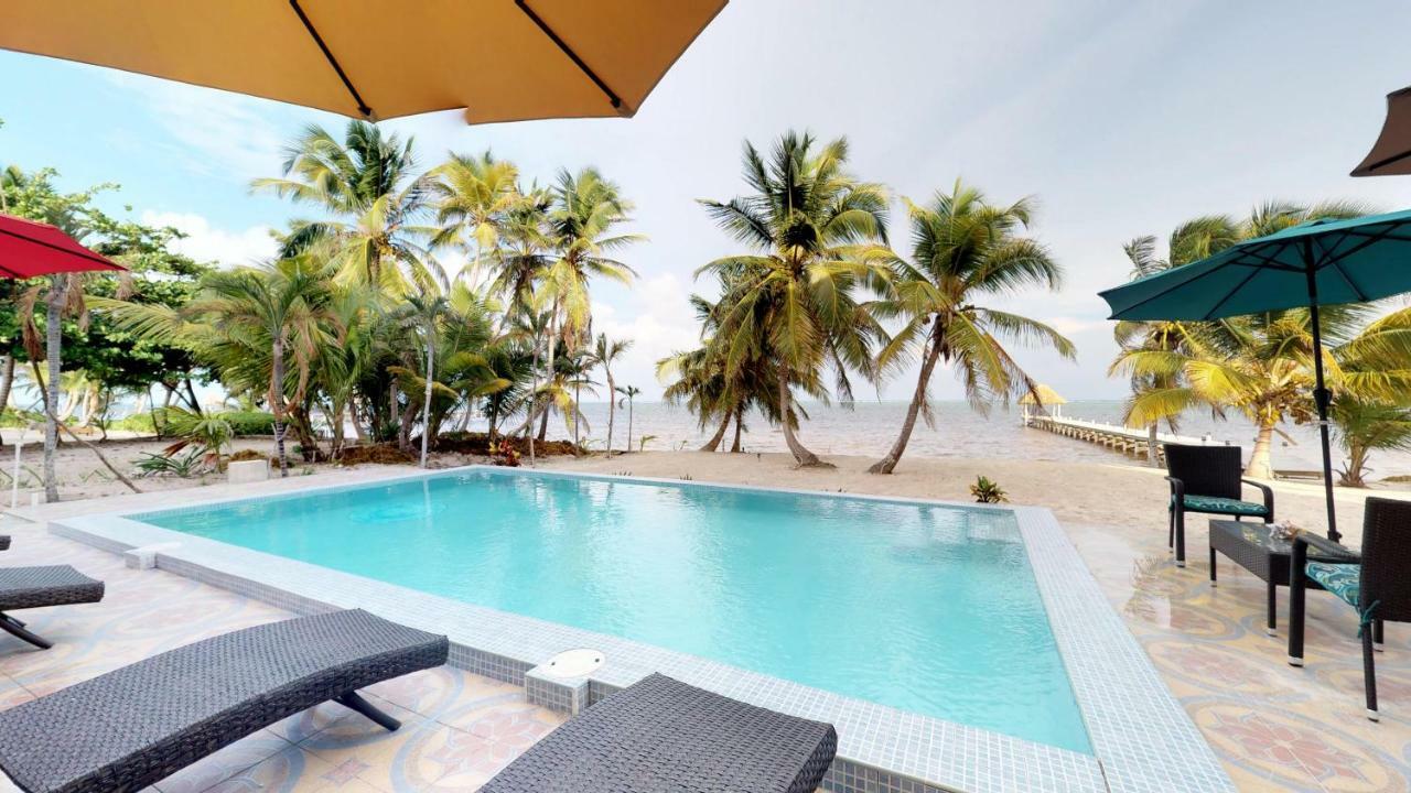 Blue Water Beach Villas San Pedro  Oda fotoğraf